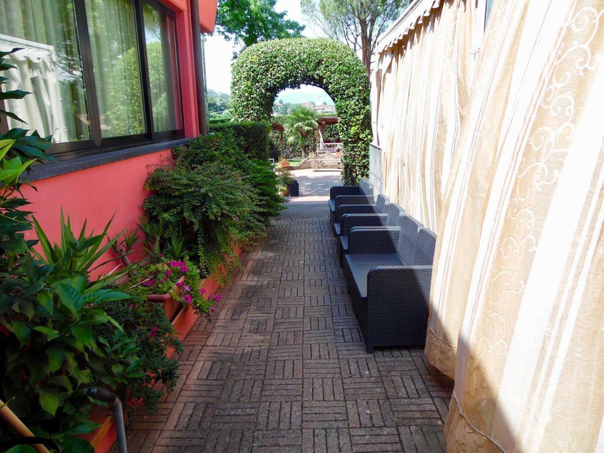 Al Borgo Lucca Exterior foto